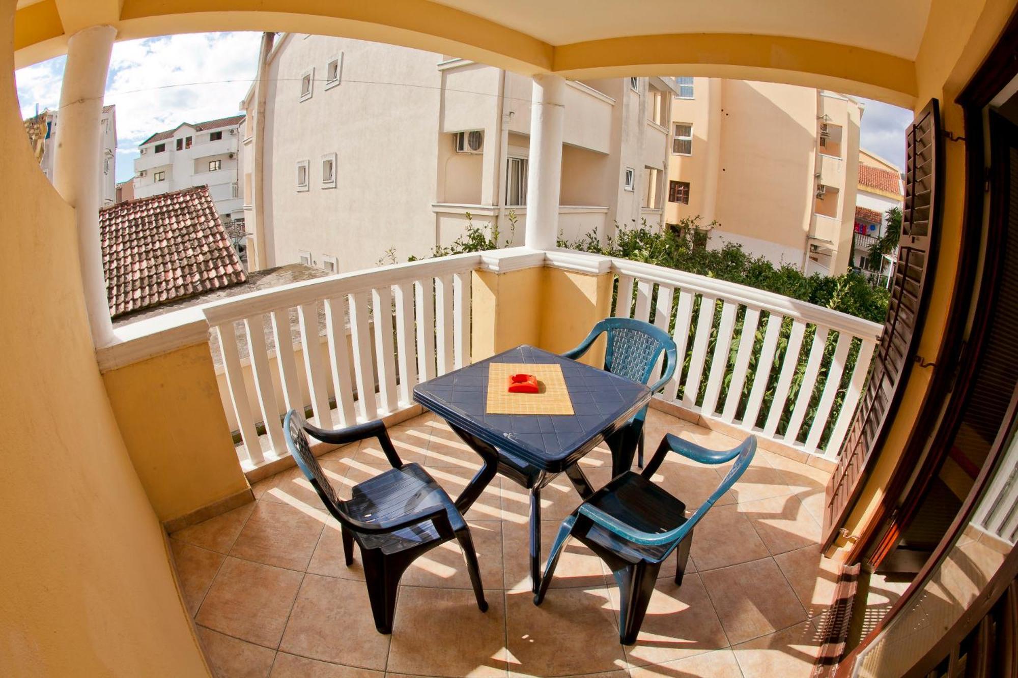 Apartments Angela Budva Ruang foto