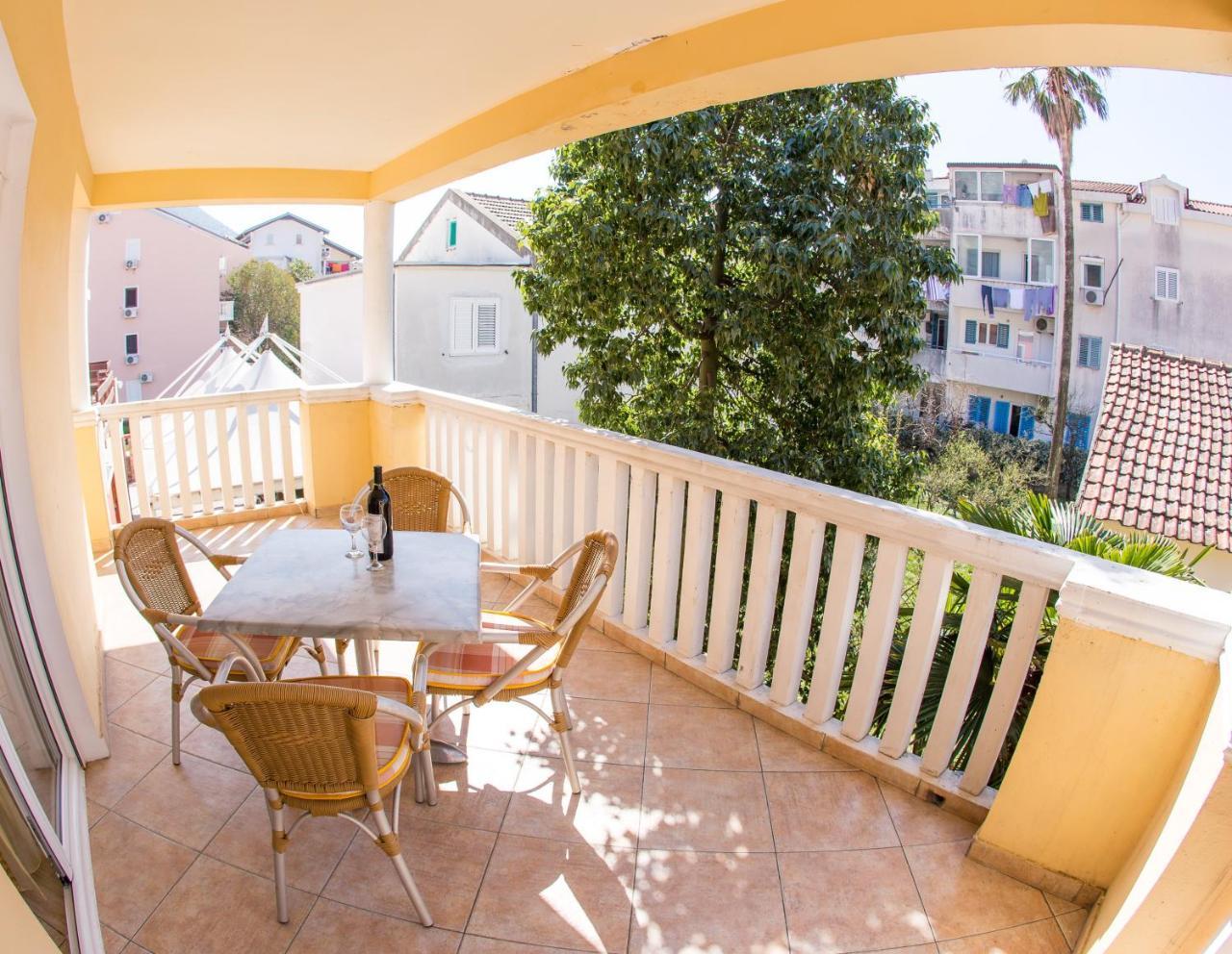 Apartments Angela Budva Bagian luar foto