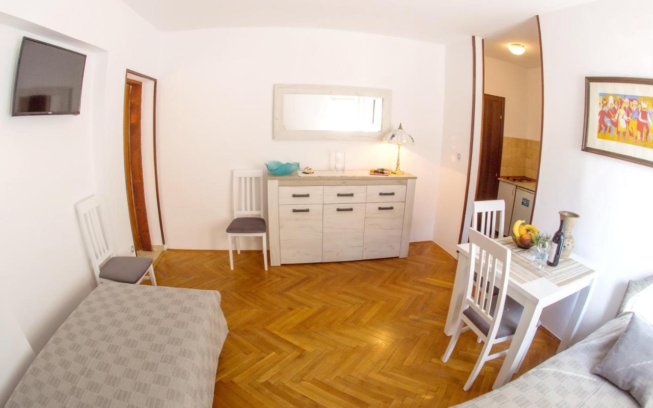 Apartments Angela Budva Bagian luar foto