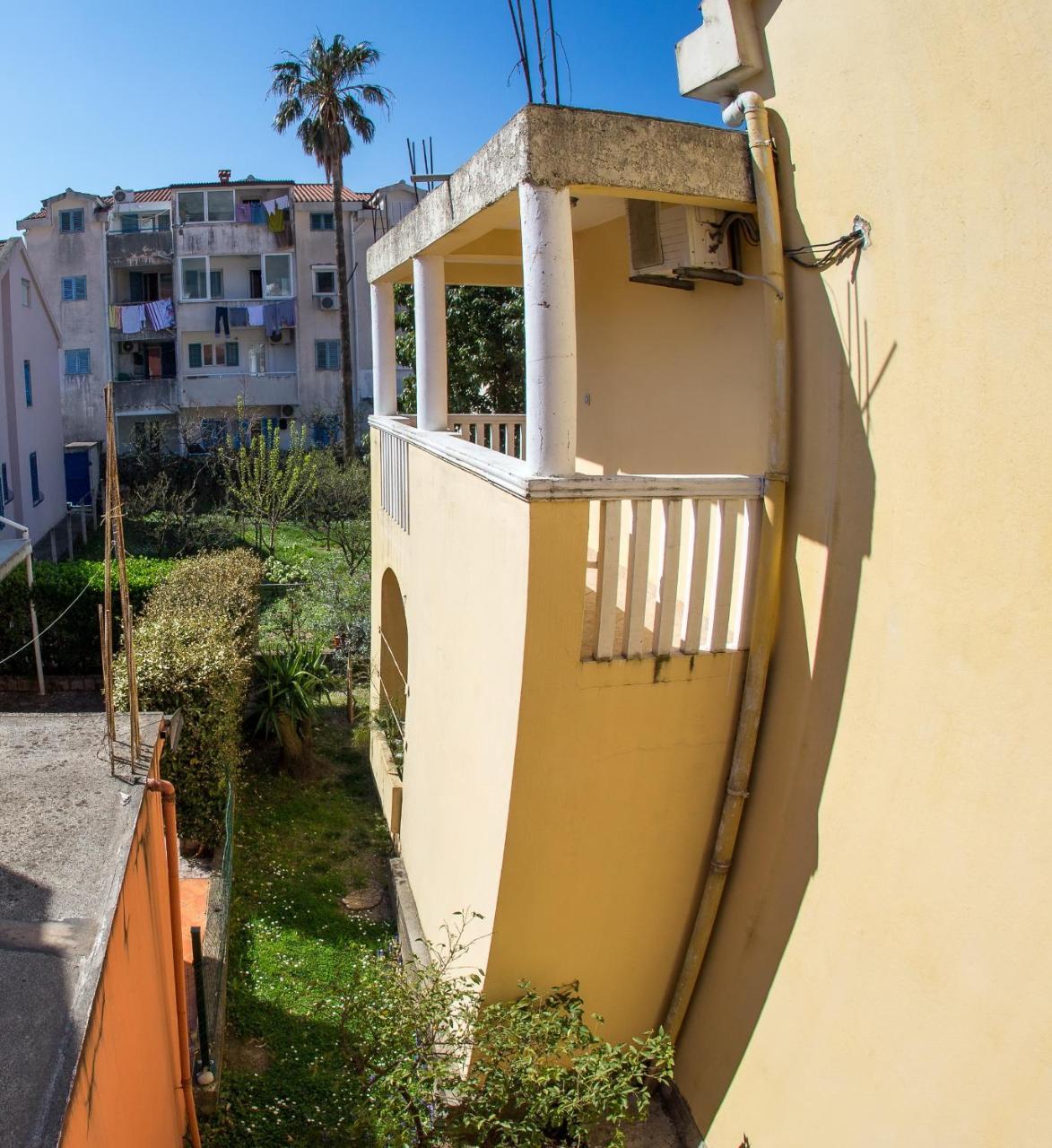 Apartments Angela Budva Bagian luar foto