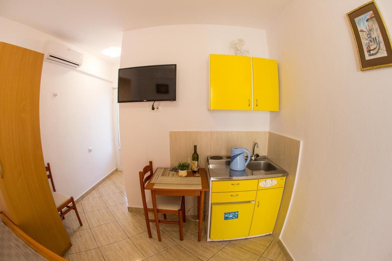 Apartments Angela Budva Bagian luar foto