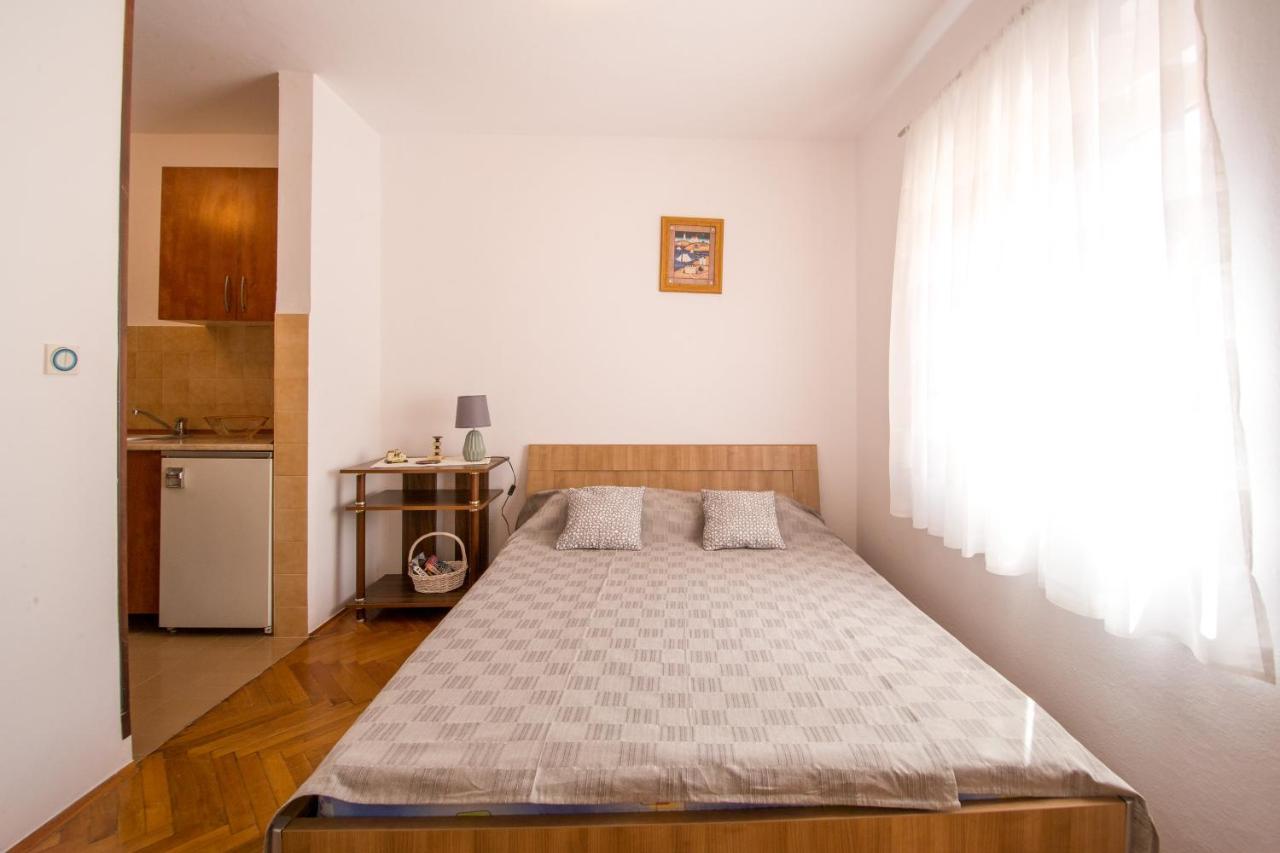 Apartments Angela Budva Bagian luar foto